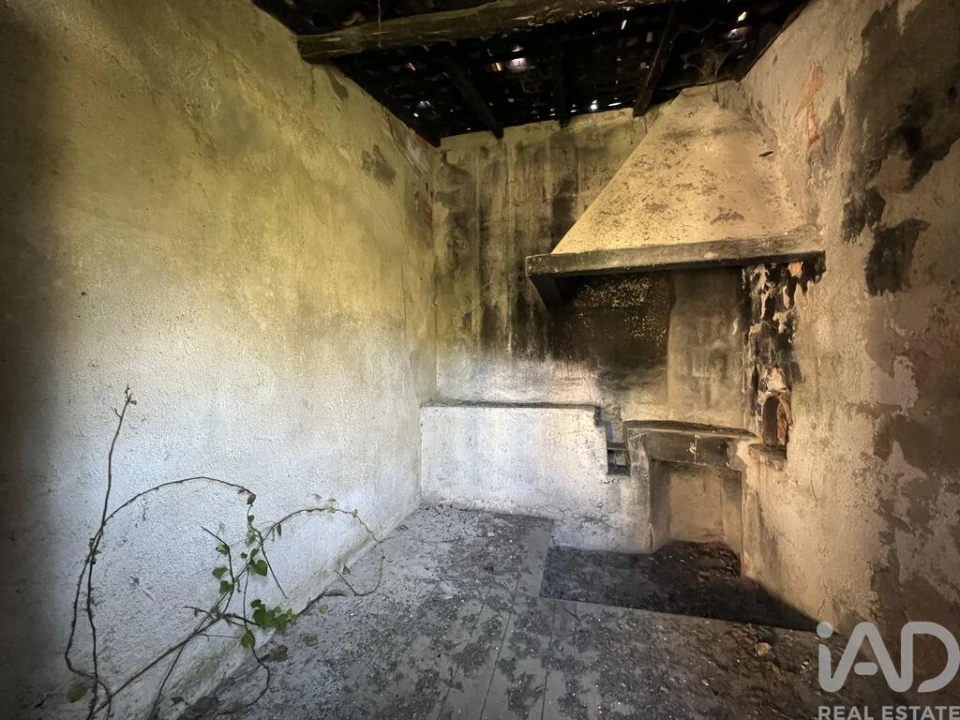 Moradia T1 para Venda em Gandaras Foto 18