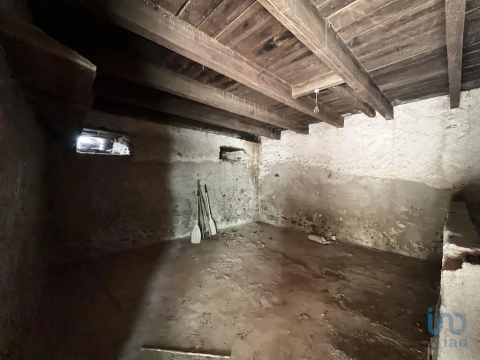 Moradia T1 para Venda em Gandaras Foto 3