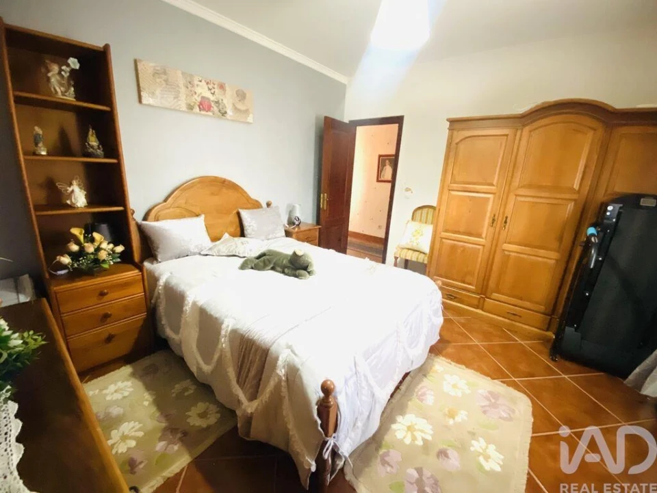 Moradia T5 para Venda em Covas Foto 25