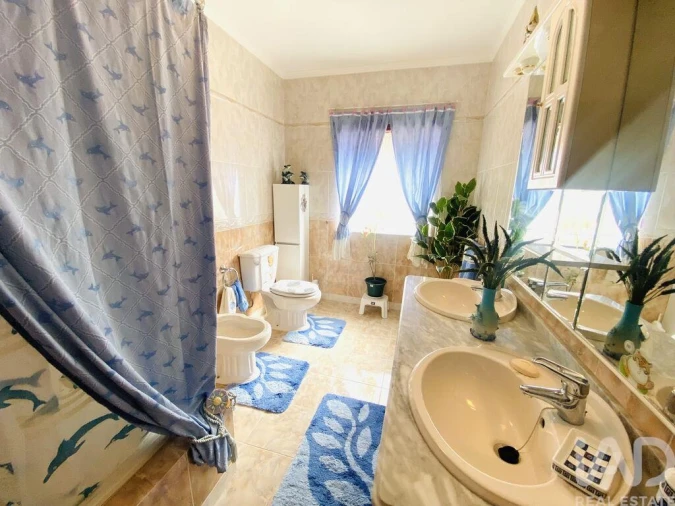 Moradia T5 para Venda em Covas Foto 22