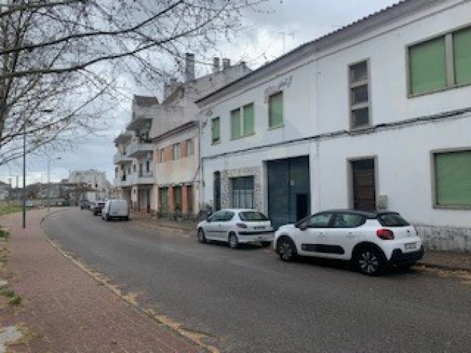 Moradia T14 para Venda em Abrantes (São Vicente e São João) e Alferrarede Foto 1
