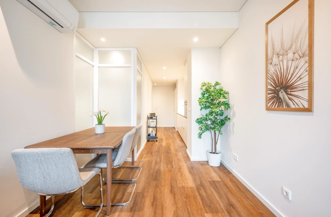 Apartamento T2 para Venda em Cedofeita, Santo Ildefonso, Sé, Miragaia, São Nicolau e Vitória Foto 23