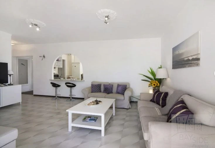 Apartamento T2 para Venda em Quarteira Foto 7
