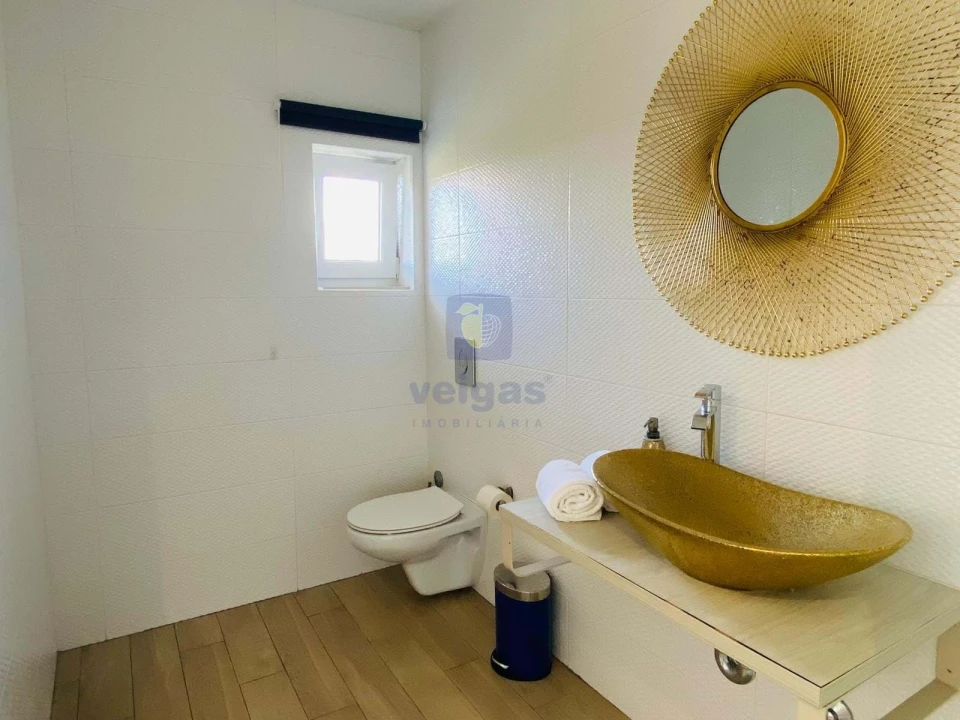 Moradia T6 para Venda em Gaeiras Foto 20