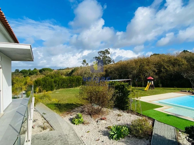 Moradia T6 para Venda em Gaeiras Foto 35