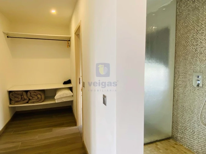 Moradia T6 para Venda em Gaeiras Foto 34