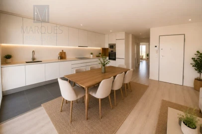 Apartamento T3 para Venda em Corroios