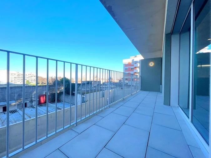 Apartamento T1 para Venda em Paranhos Foto 2