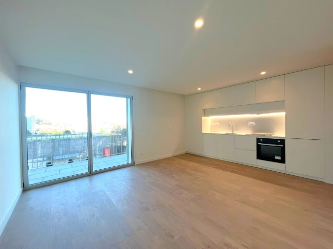 Apartamento T1 para Venda em Paranhos Foto 7