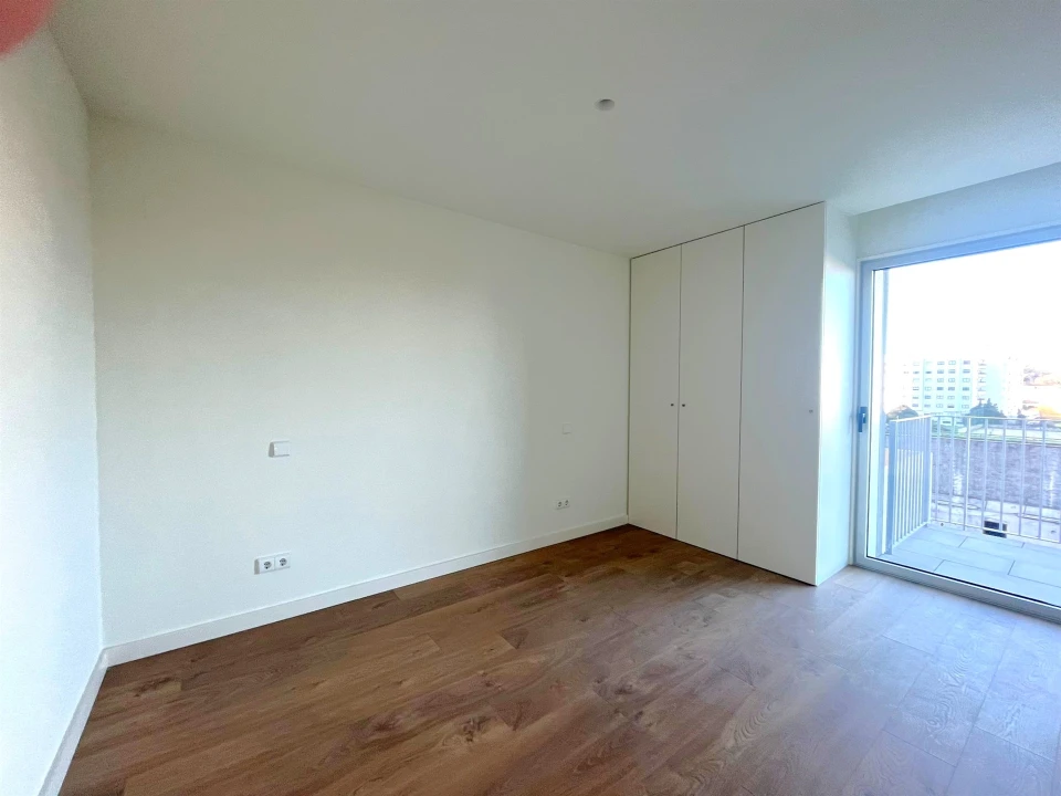 Apartamento T1 para Venda em Paranhos Foto 21