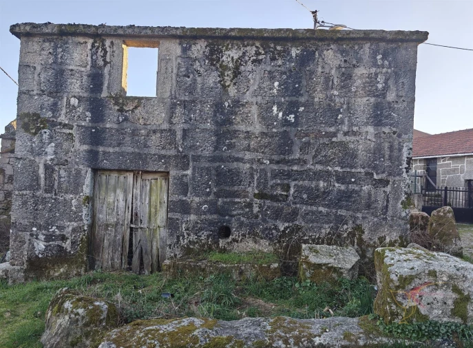 Moradia T0 para Venda em Castro Laboreiro e Lamas de Mouro Foto 11