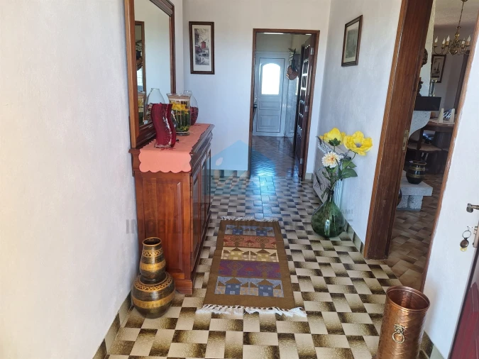 Moradia T4 para Venda em Aguieiras Foto 7