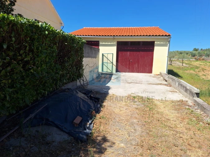 Moradia T4 para Venda em Aguieiras Foto 29