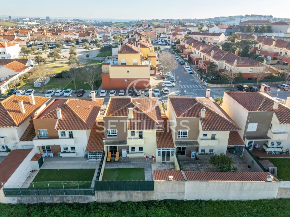 Moradia T5 para Venda em São Domingos de Rana Foto 31