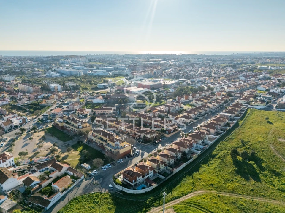 Moradia T5 para Venda em São Domingos de Rana Foto 32