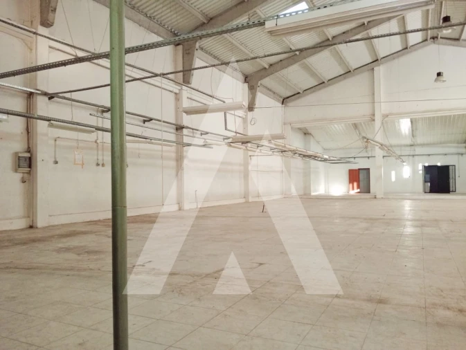 Armazém para Venda em Escapães Foto 6