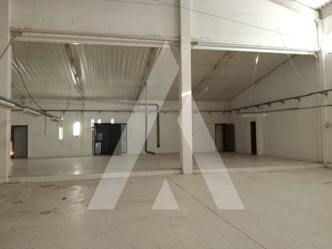 Armazém para Venda em Escapães Foto 10