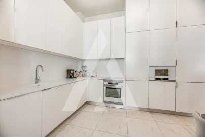 Apartamento T1 para Venda em Santa Maria Maior