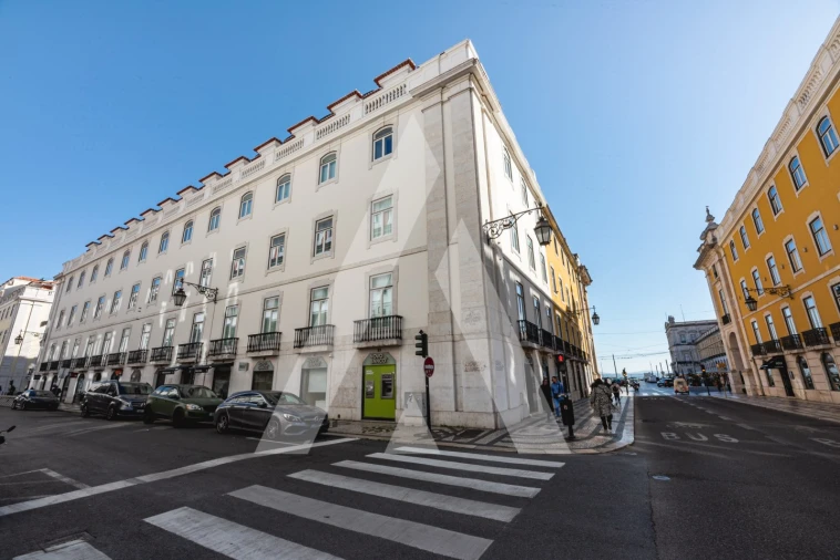 Apartamento T1 para Venda em Santa Maria Maior Foto 4