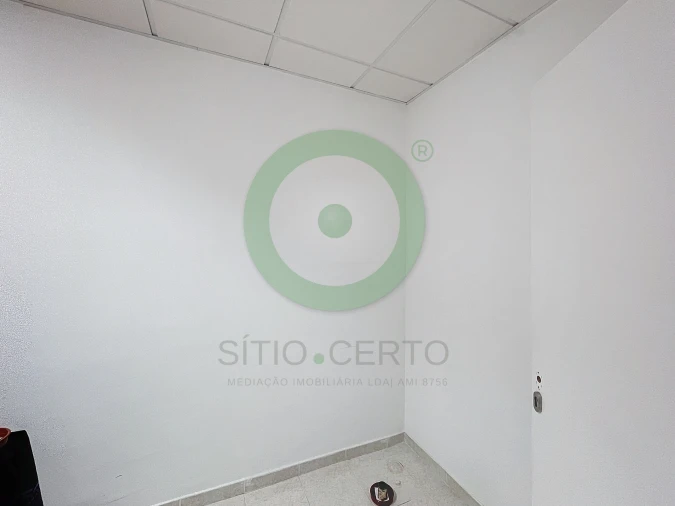 Loja para Venda em Valpaços e Sanfins Foto 8