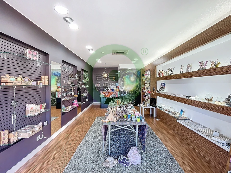 Loja para Venda em Valpaços e Sanfins Foto 2