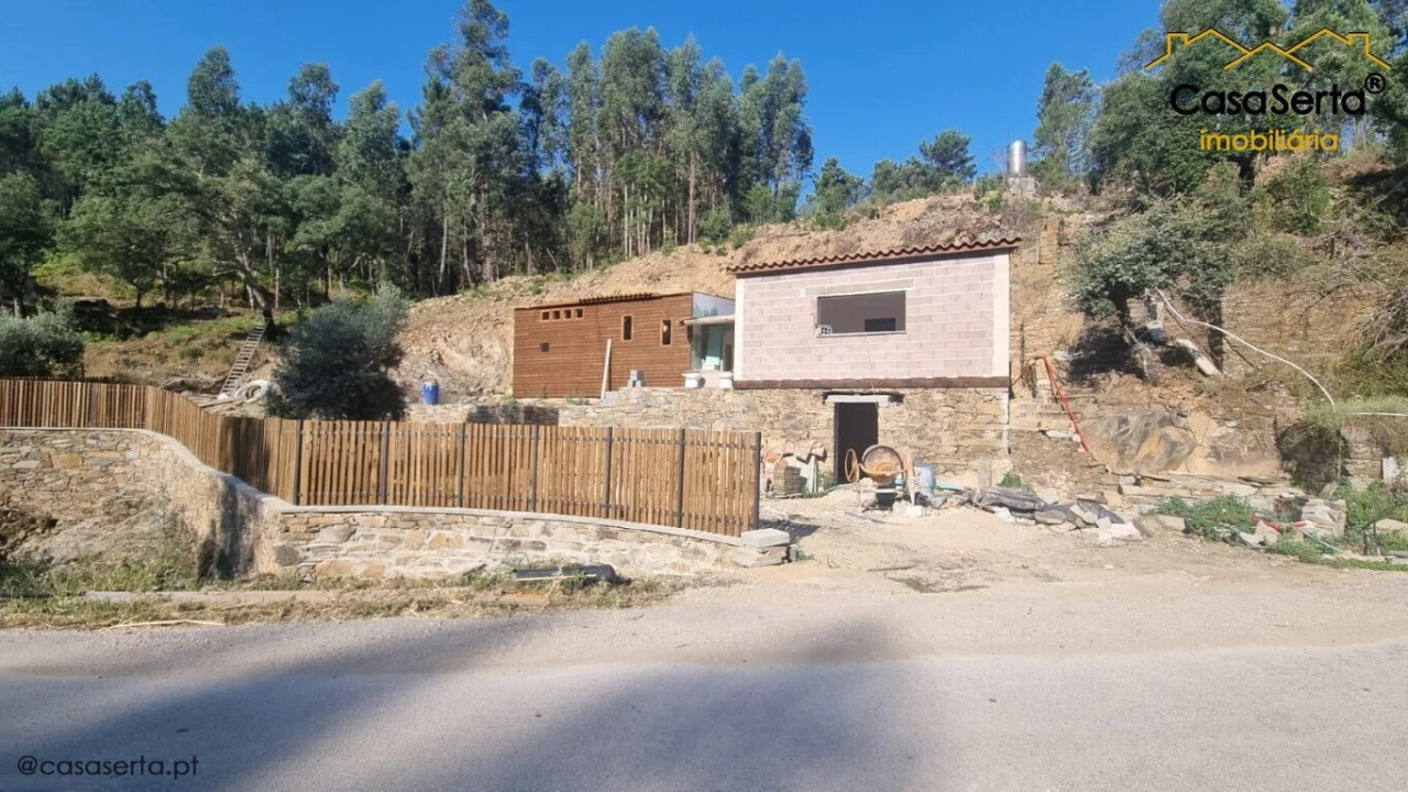 Moradia T2 para Venda em Sertã Foto 2