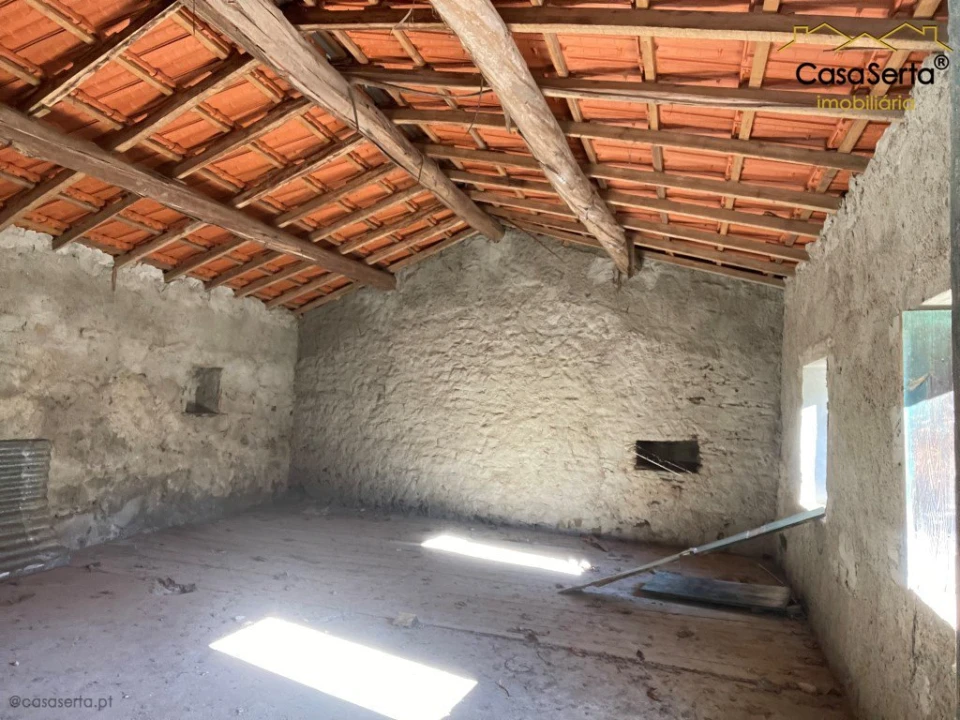 Moradia T3 para Venda em Ermida e Figueiredo Foto 4