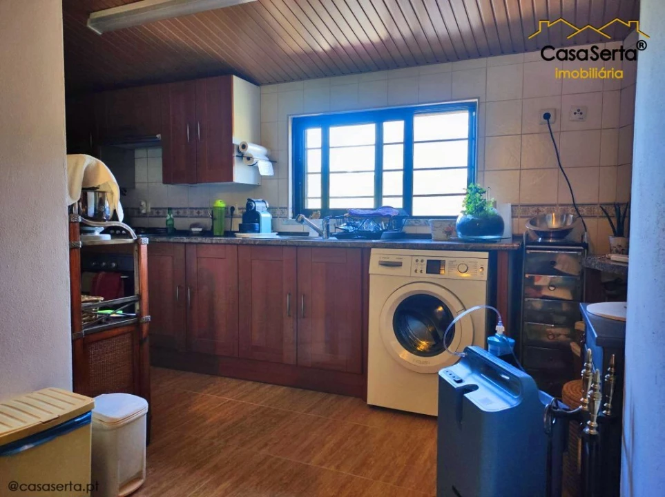 Moradia T2 para Venda em Alvares Foto 10