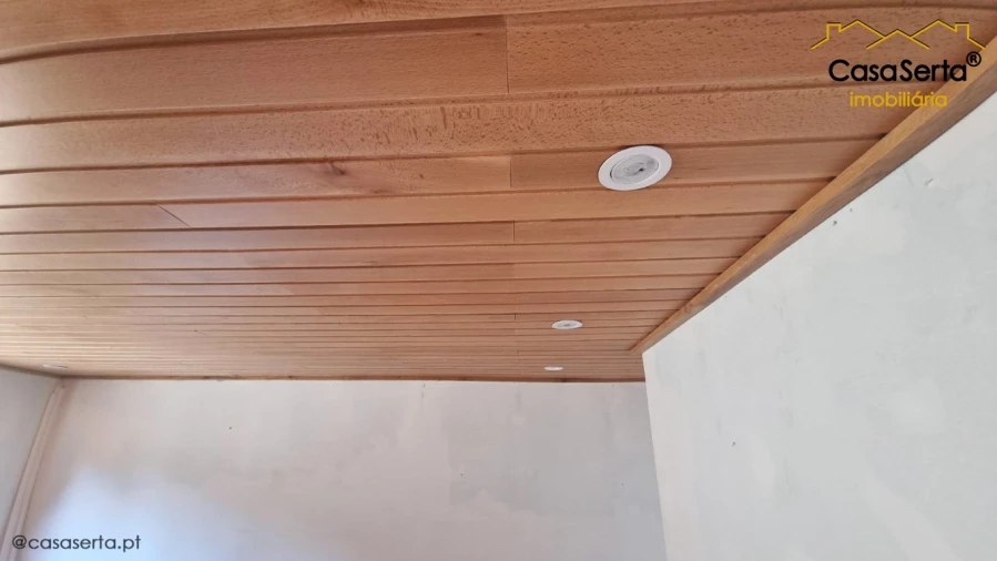Moradia T2 para Venda em Alvares Foto 5