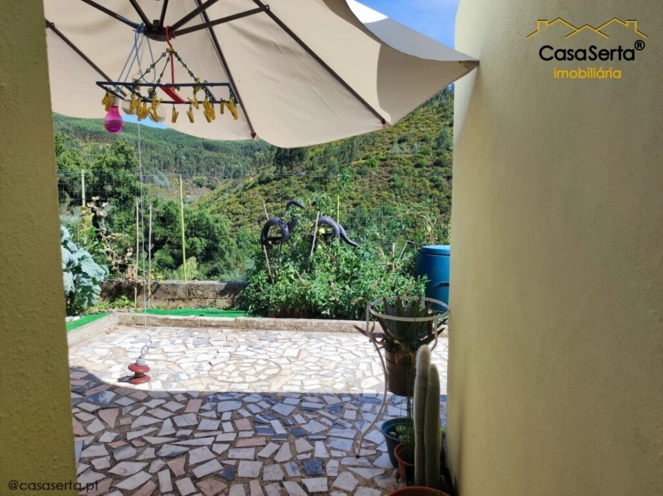 Moradia T2 para Venda em Alvares Foto 6