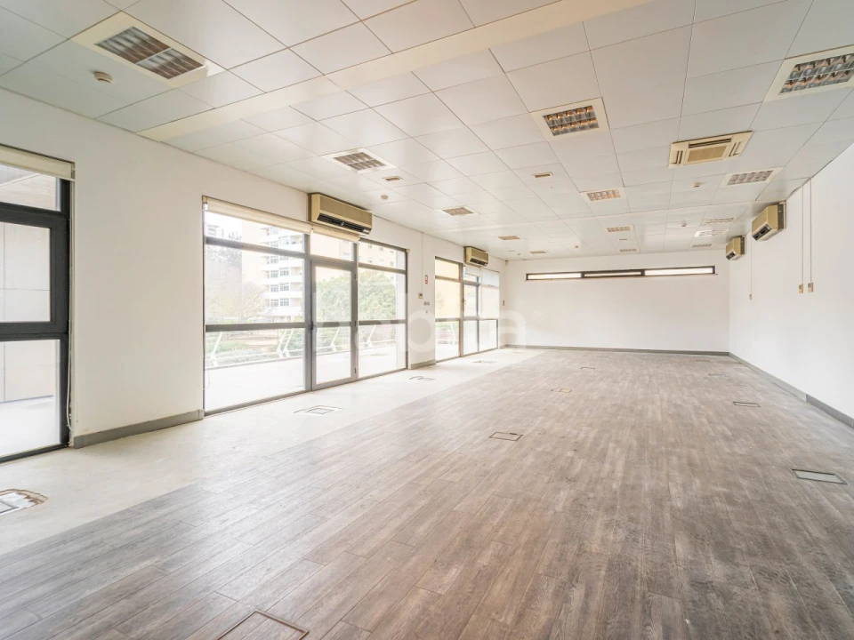 Escritório para Arrendamento em Algés, Linda-A-Velha e Cruz Quebrada-Dafundo Foto 3