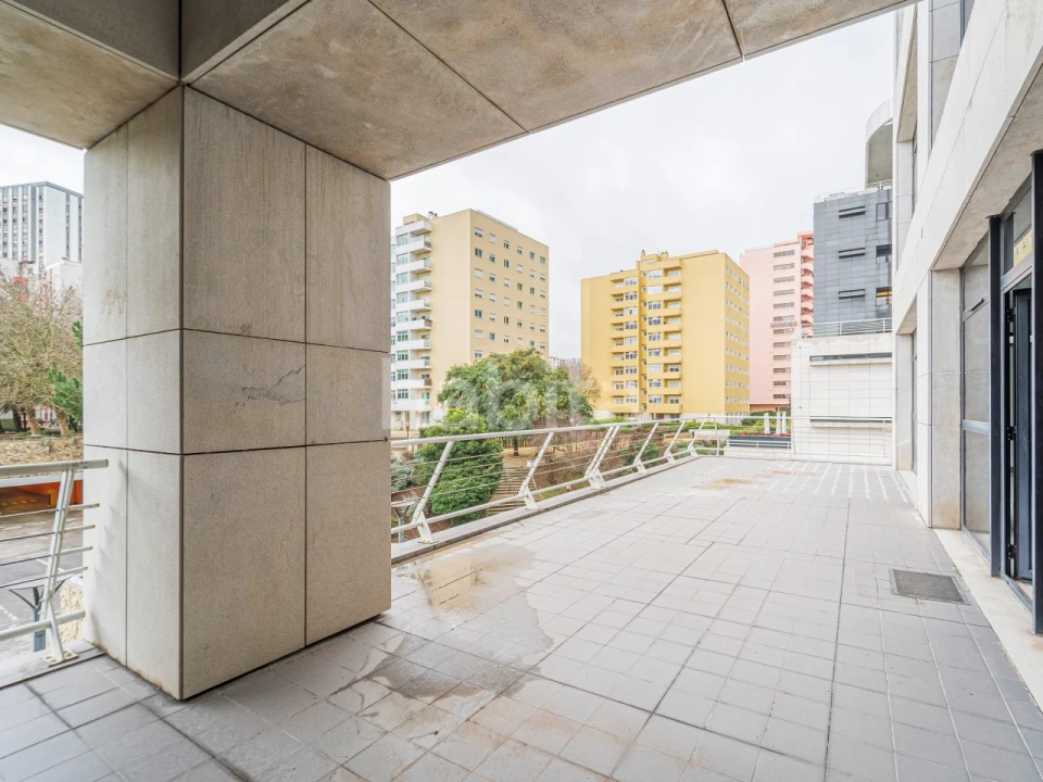 Escritório para Arrendamento em Algés, Linda-A-Velha e Cruz Quebrada-Dafundo Foto 10
