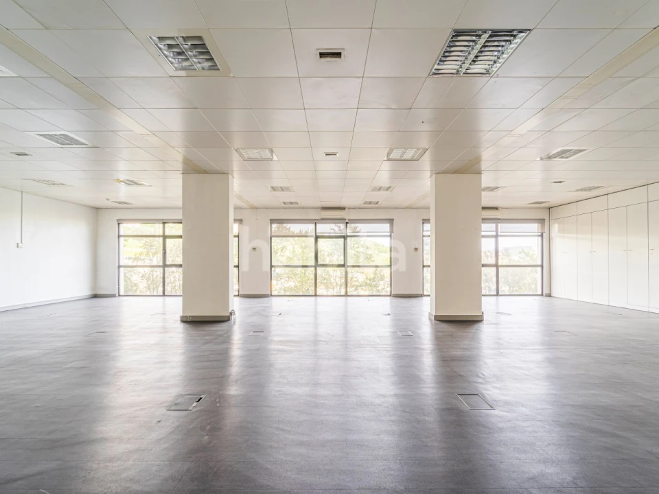 Escritório para Arrendamento em Algés, Linda-A-Velha e Cruz Quebrada-Dafundo Foto 8