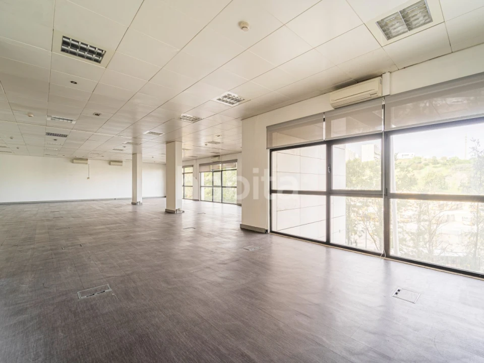 Escritório para Arrendamento em Algés, Linda-A-Velha e Cruz Quebrada-Dafundo Foto 33