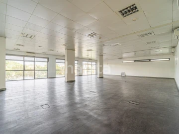 Escritório para Arrendamento em Algés, Linda-A-Velha e Cruz Quebrada-Dafundo