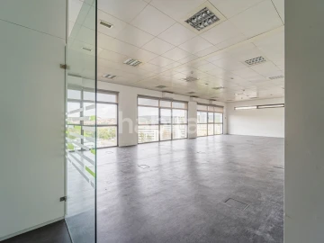 Escritório para Arrendamento em Algés, Linda-A-Velha e Cruz Quebrada-Dafundo