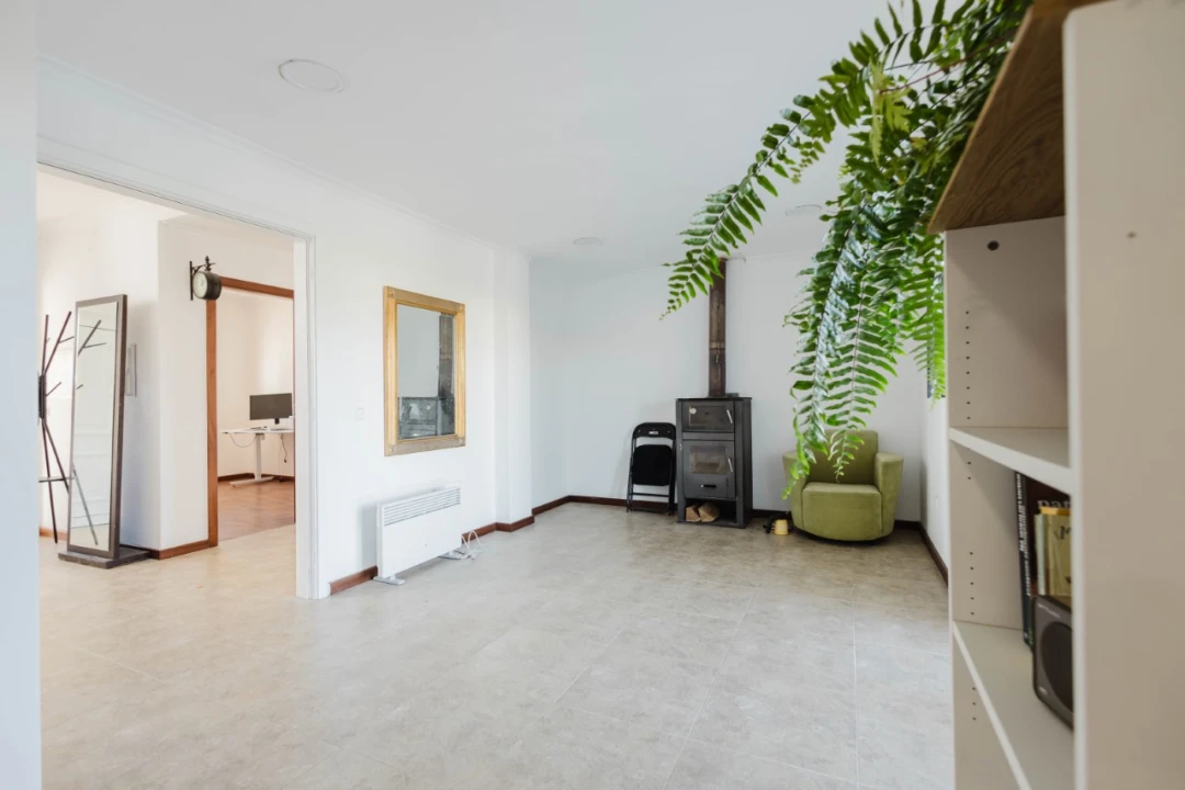 Moradia T7 para Venda em Lavos Foto 10