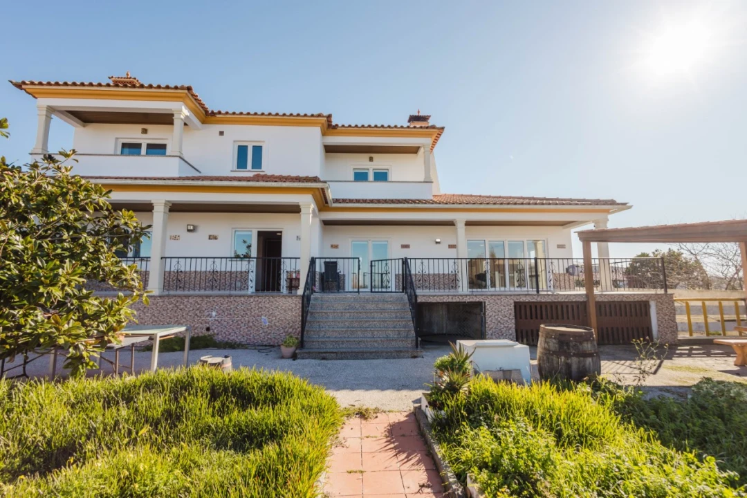 Moradia T7 para Venda em Lavos Foto 48