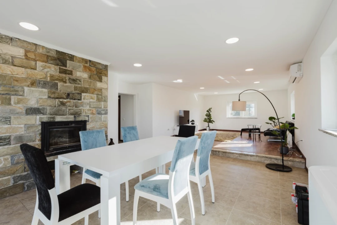 Moradia T7 para Venda em Lavos Foto 1