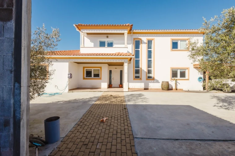 Moradia T7 para Venda em Lavos Foto 50