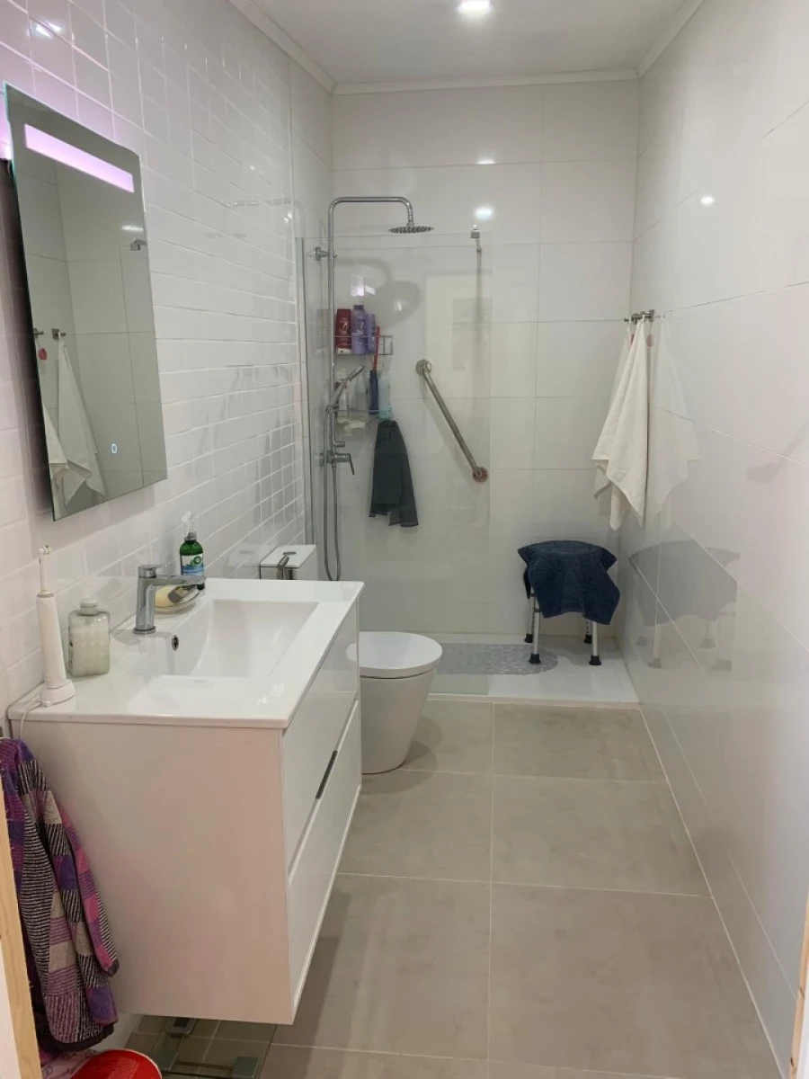 Moradia T7 para Venda em Lavos Foto 69