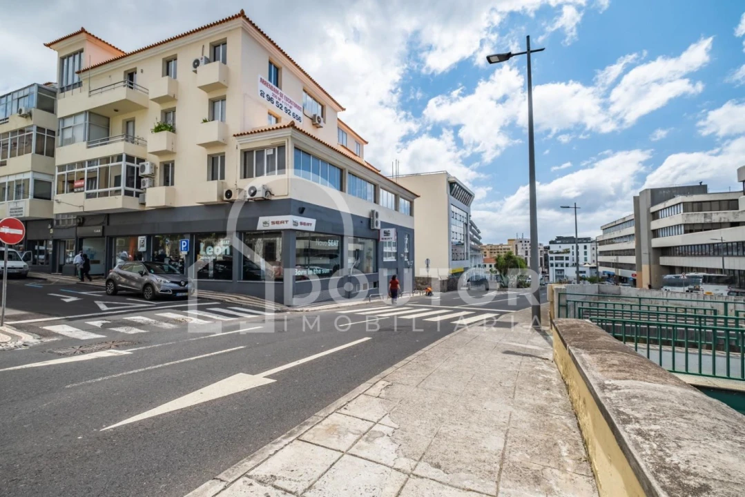 Escritório para Venda em Funchal (Se) Foto 5