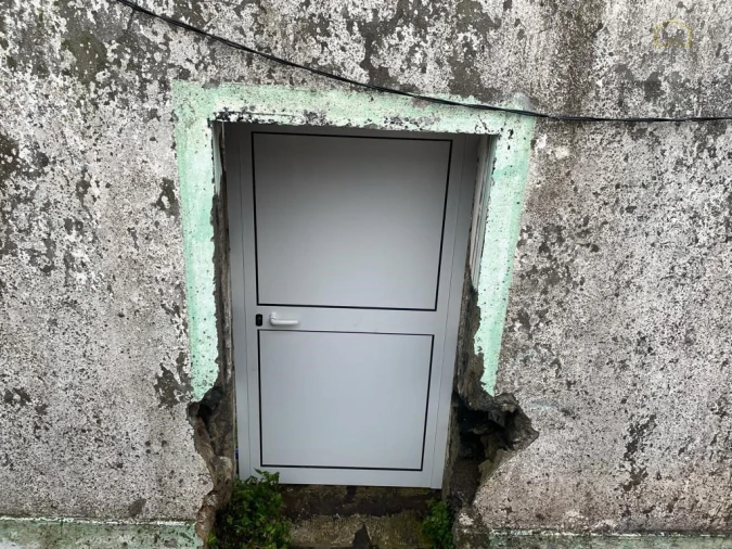 Moradia T2 para Venda em Santa Cruz da Graciosa Foto 4