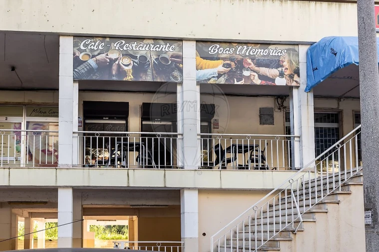 Loja para Venda em Póvoa de Santo Adrião e Olival Basto Foto 16