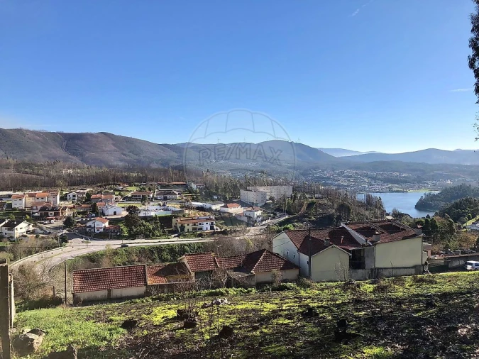 Terreno para Venda em Melres e Medas Foto 5