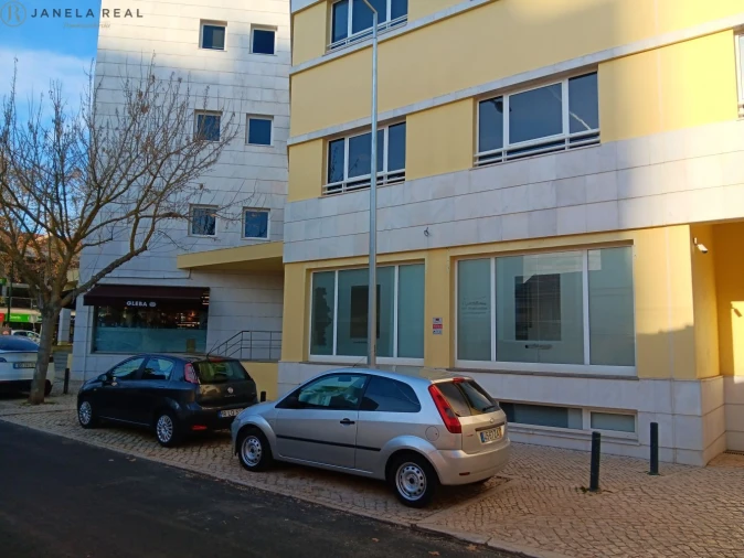 Negócio para Arrendamento em Cascais e Estoril