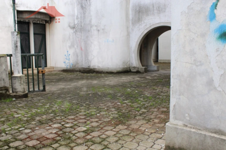 Loja para Venda em Macedo de Cavaleiros Foto 16