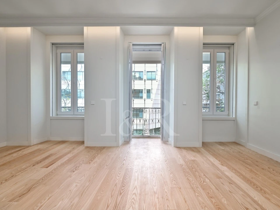 Apartamento T2 para Venda em Arroios Foto 1