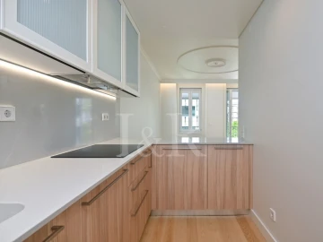 Apartamento T2 para Venda em Arroios