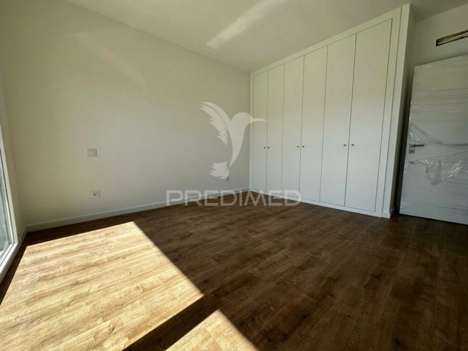 Moradia T4 para Venda em Assunção, Ajuda, Salvador e Santo Ildefonso Foto 17